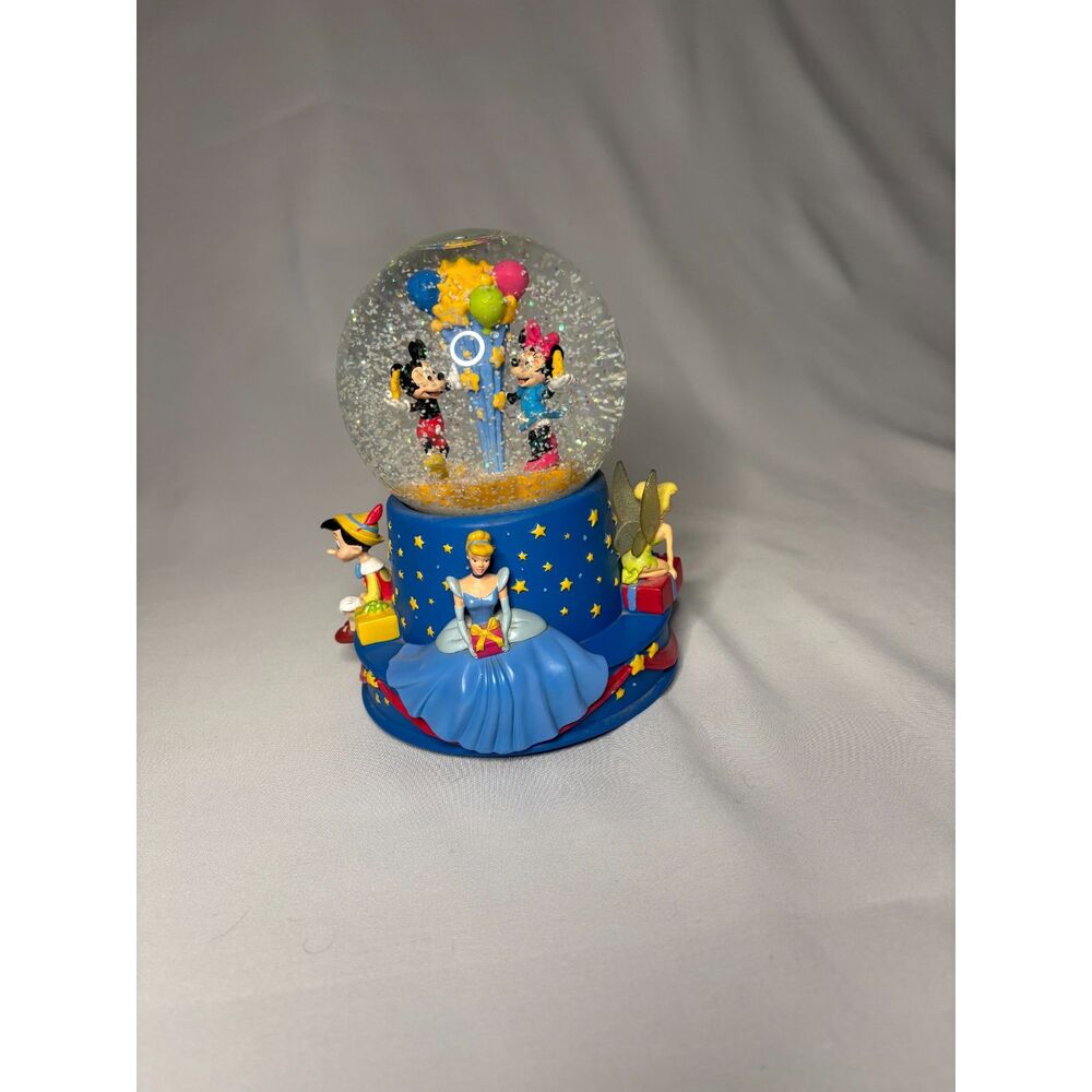 Vintage Disney Walt's 100th Anniversary Snowglobe